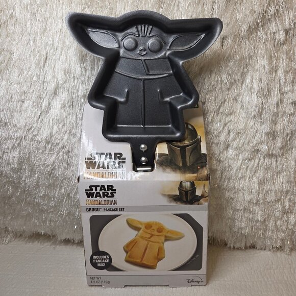 Frankford’s Star Wars The Child Grogu Baby Yoda Pancake Skillet - Picture 1 of 5
